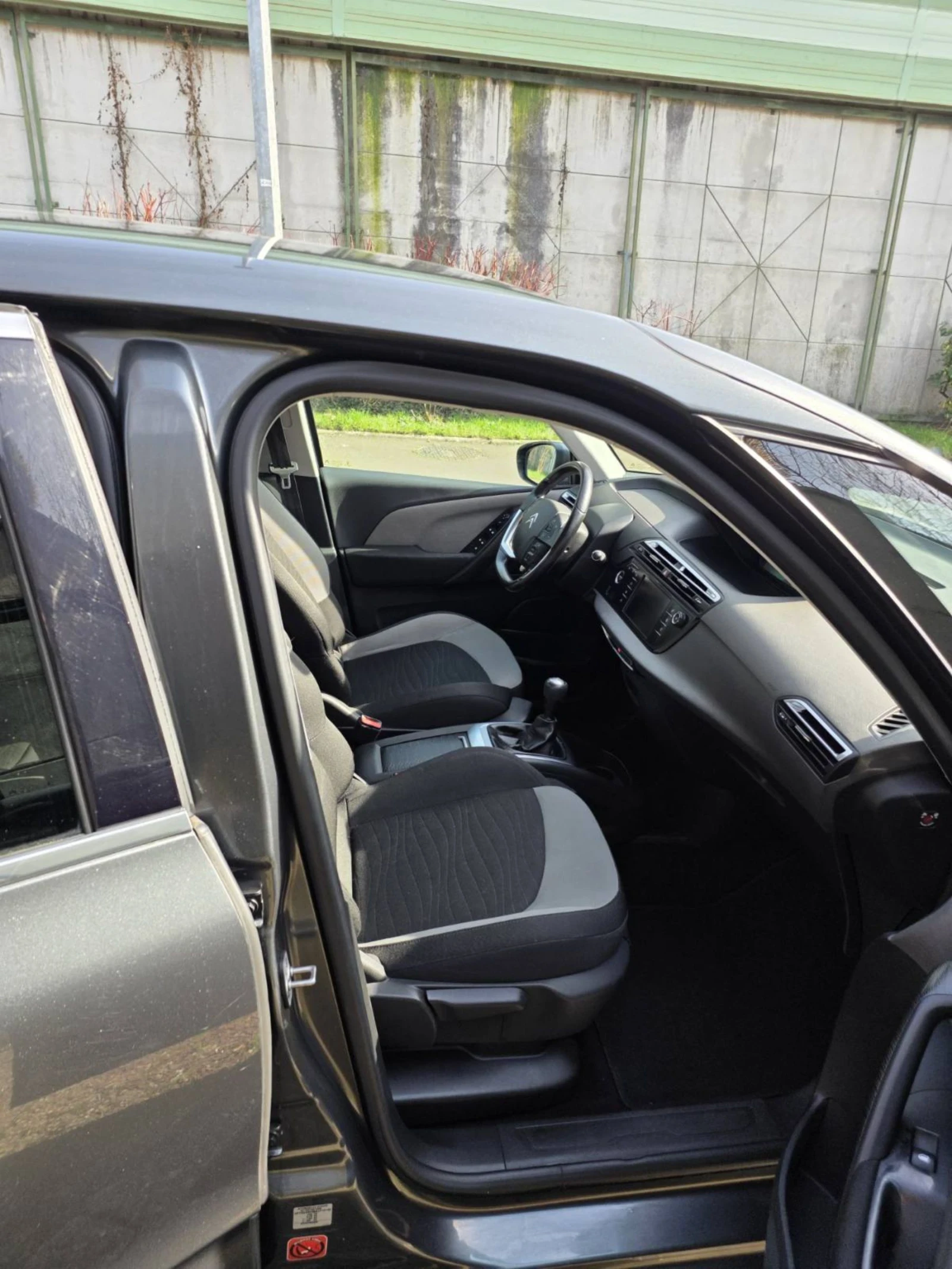 Citroen C4 Picasso  - изображение 8