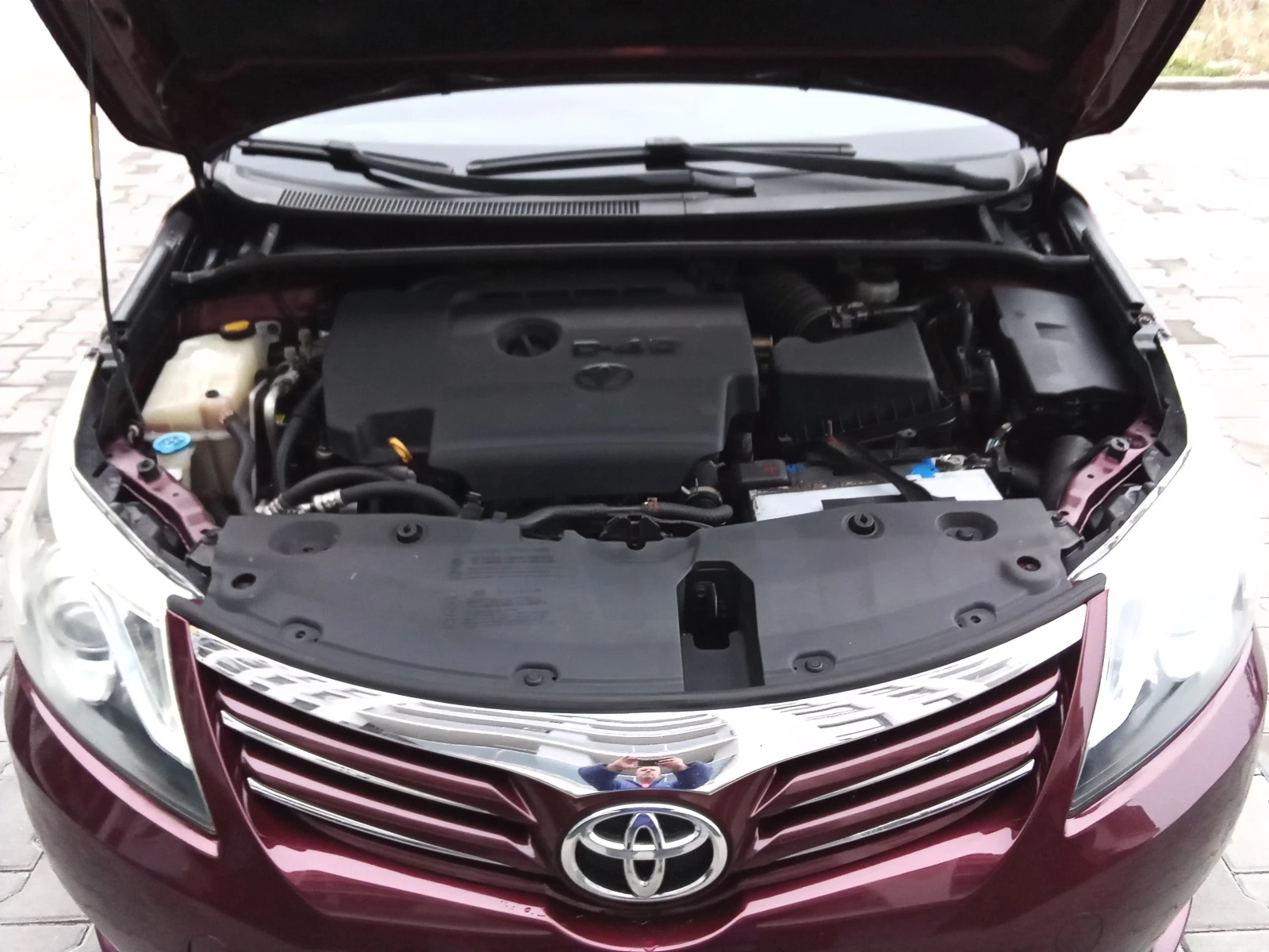 Toyota Avensis 2.0D4D-124kc. FACELIFT, снимка 15 - Автомобили и джипове - 53712432