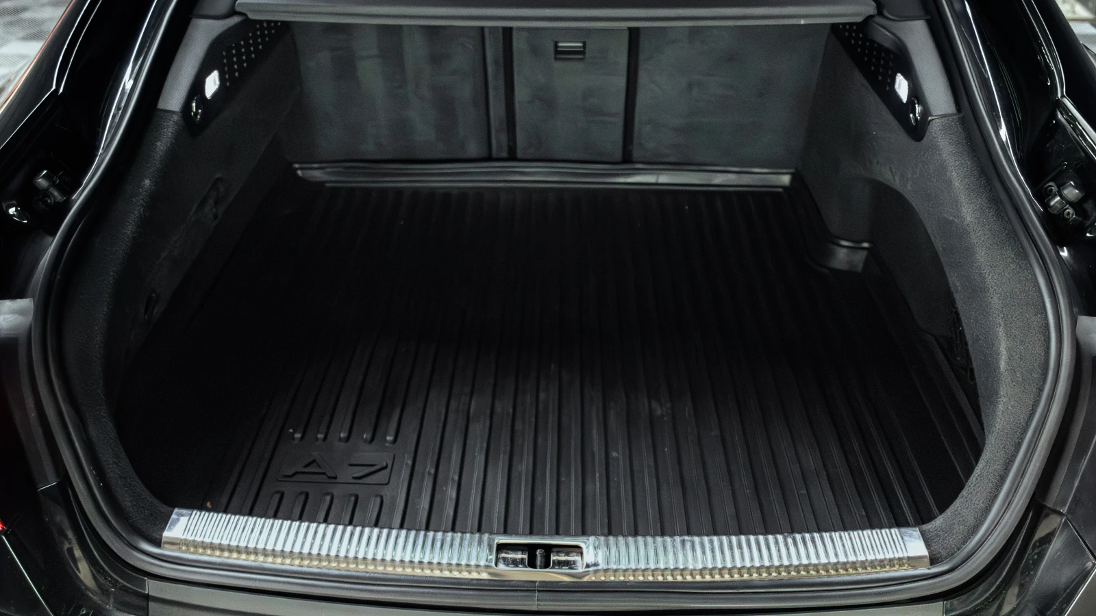 Audi A7 * Technik* 3.0TFSI* S-line* Downpipe * Stage2, снимка 16 - Автомобили и джипове - 53939820