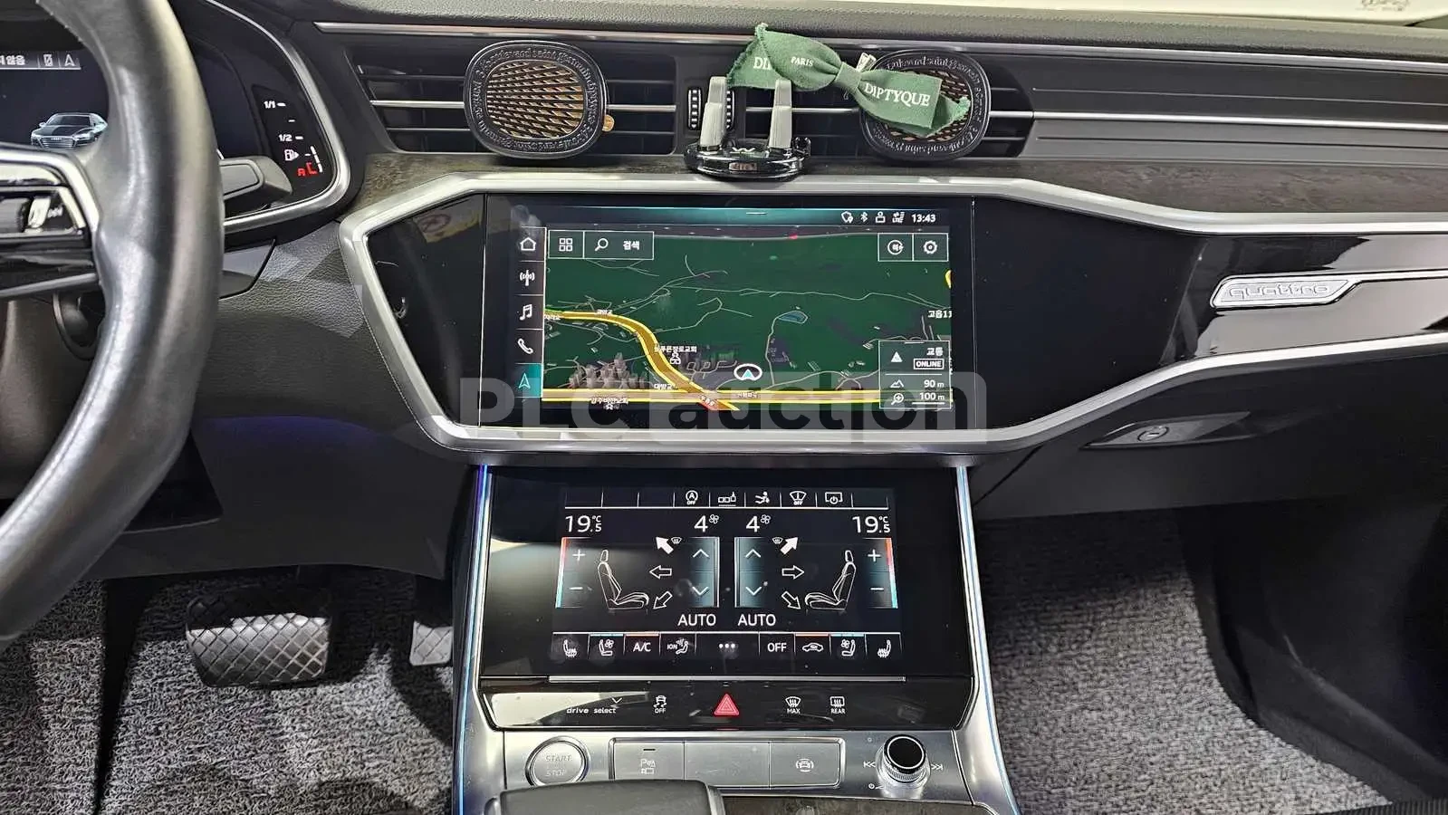 Audi A7 Адаптивен круиз контрол* Адаптивен круиз контрол, снимка 14 - Автомобили и джипове - 54056273