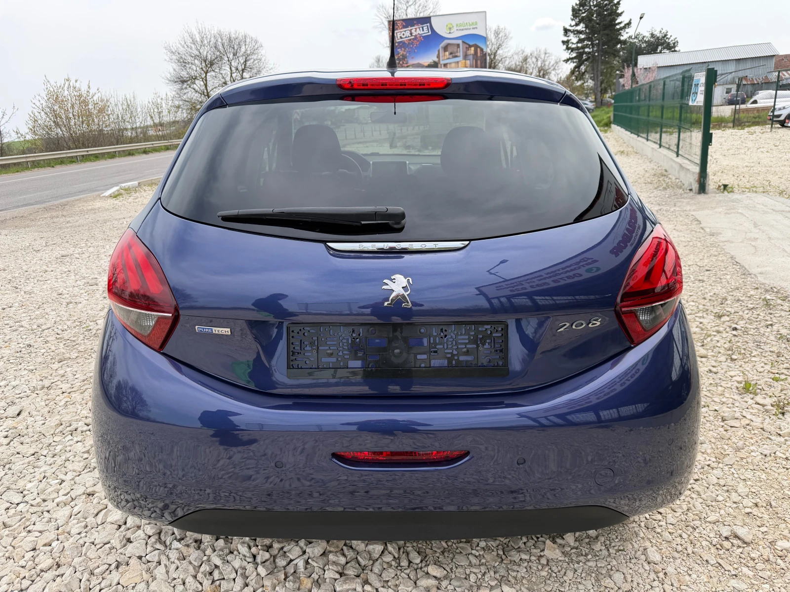 Peugeot 208 1.2i/82p.s-Puretech/Facelift-EURO 6!!!, снимка 6 - Автомобили и джипове - 54246522