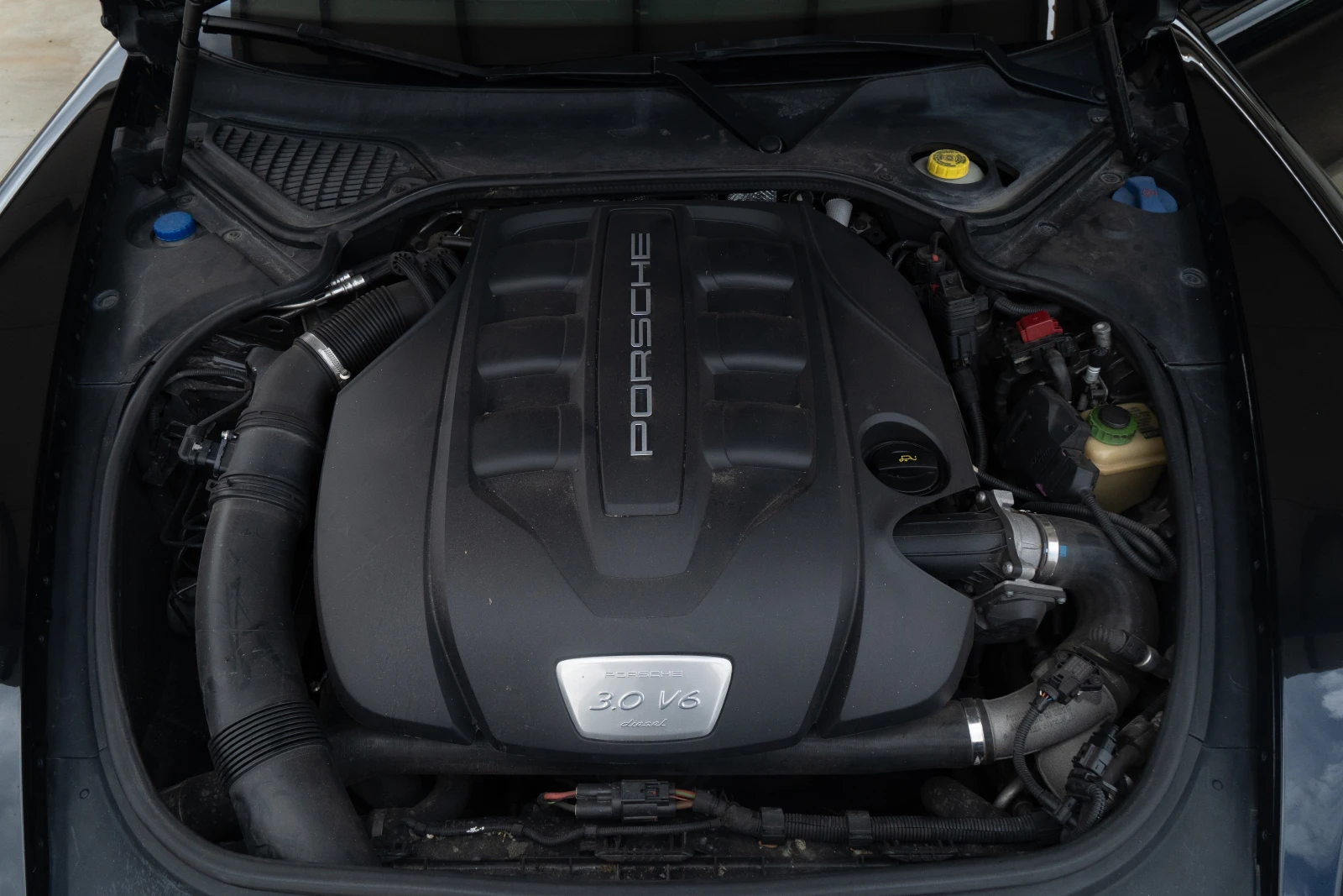 Porsche Panamera 3.0 = V6 = ГАРАЖНА = FULL MAX = ЛИЗИНГ = ГАРАНЦИЯ , снимка 14 - Автомобили и джипове - 54663705
