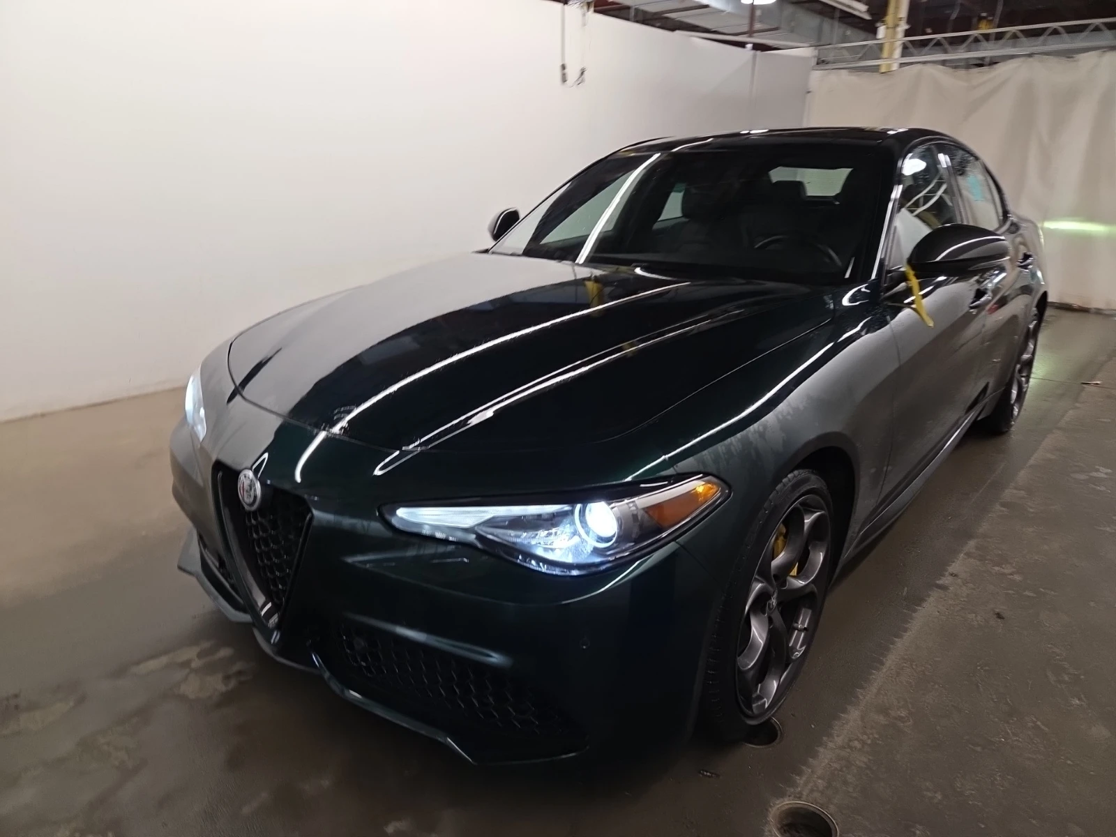 Alfa Romeo Giulia TI SPORT/AWD/Distronic/Шибедах