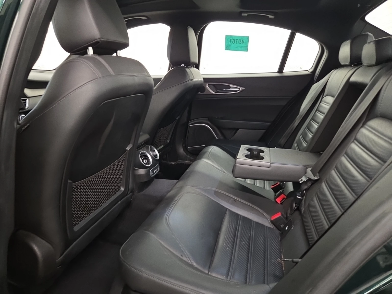 Alfa Romeo Giulia TI SPORT/AWD/Distronic/Шибедах, снимка 9 - Автомобили и джипове - 54758806