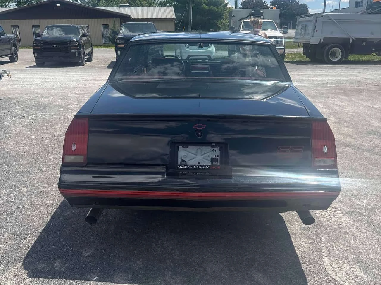 Chevrolet Ssr MONTE CARLO| CARFAX| 2 ����� | Mobile.bg � ����������� 4