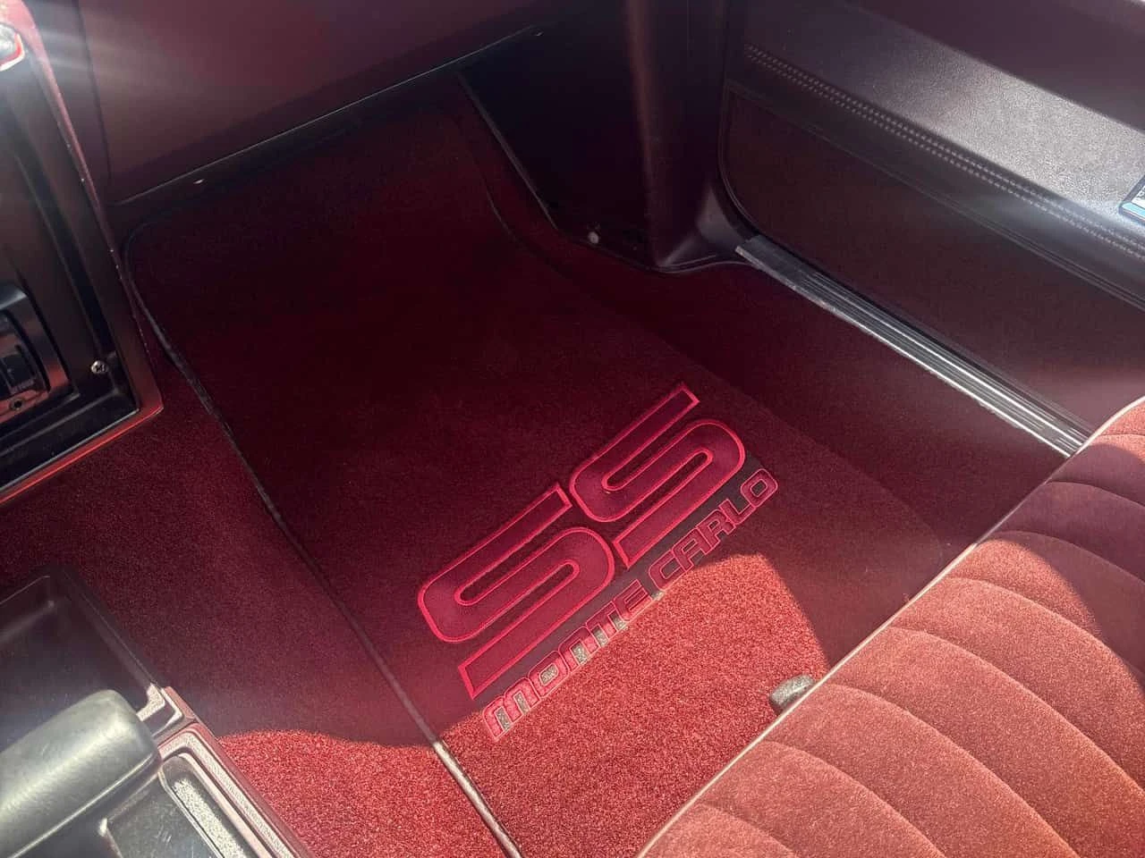 Chevrolet Ssr MONTE CARLO| CARFAX| 2 ����� | Mobile.bg � ����������� 13