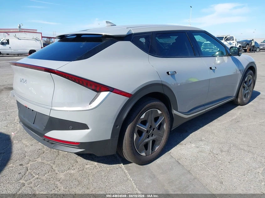 Kia EV6 Light Long Range Rwd, снимка 4 - Автомобили и джипове - 55188201