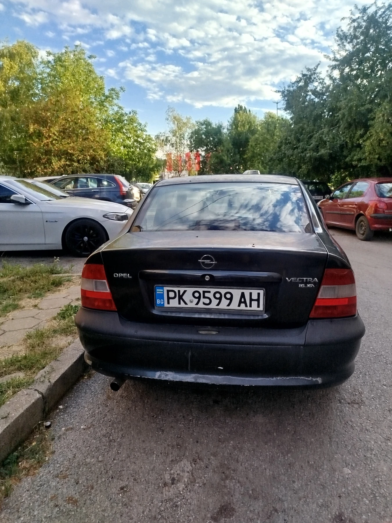 Opel Vectra 1.6i бензин , снимка 3 - Автомобили и джипове - 55225070