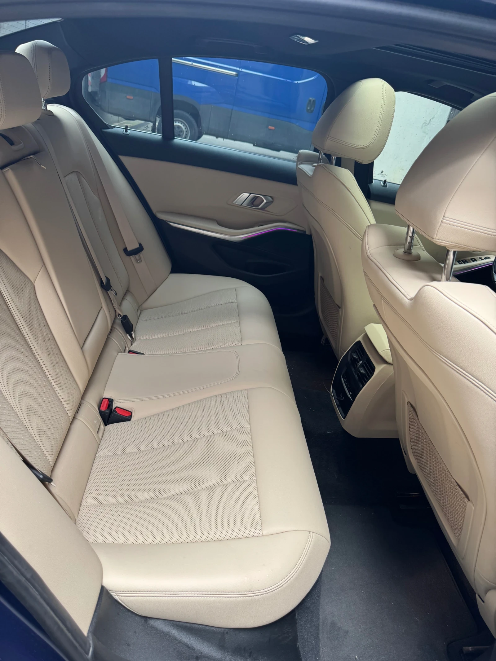 BMW 330 330i xdrive 2022, снимка 8 - Автомобили и джипове - 55238022