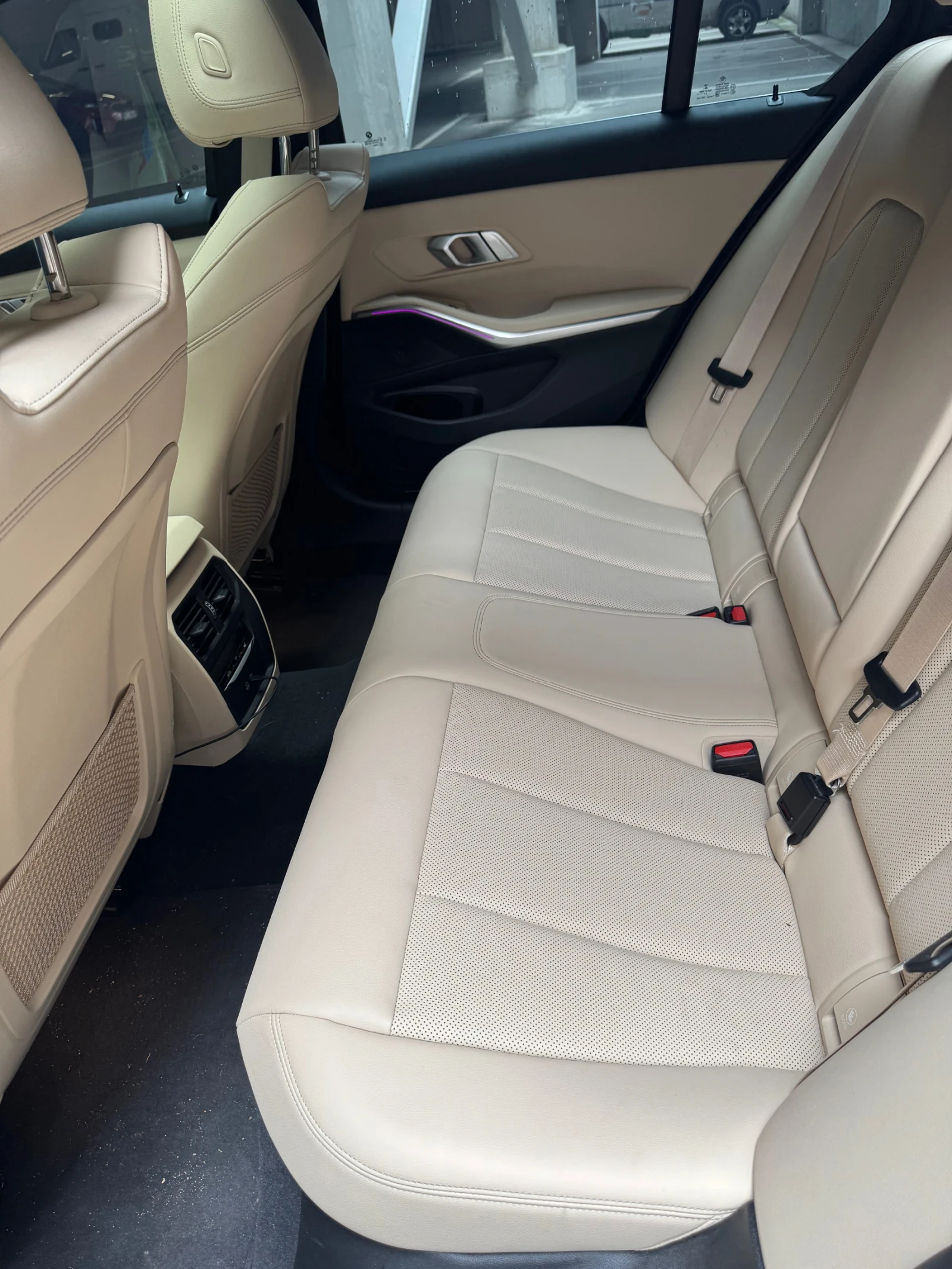 BMW 330 330i xdrive 2022, снимка 9 - Автомобили и джипове - 55238022