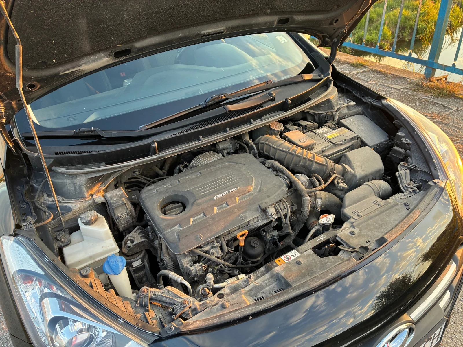 Hyundai I30 1.6 CRDI, 136к.с, снимка 4 - Автомобили и джипове - 55253014
