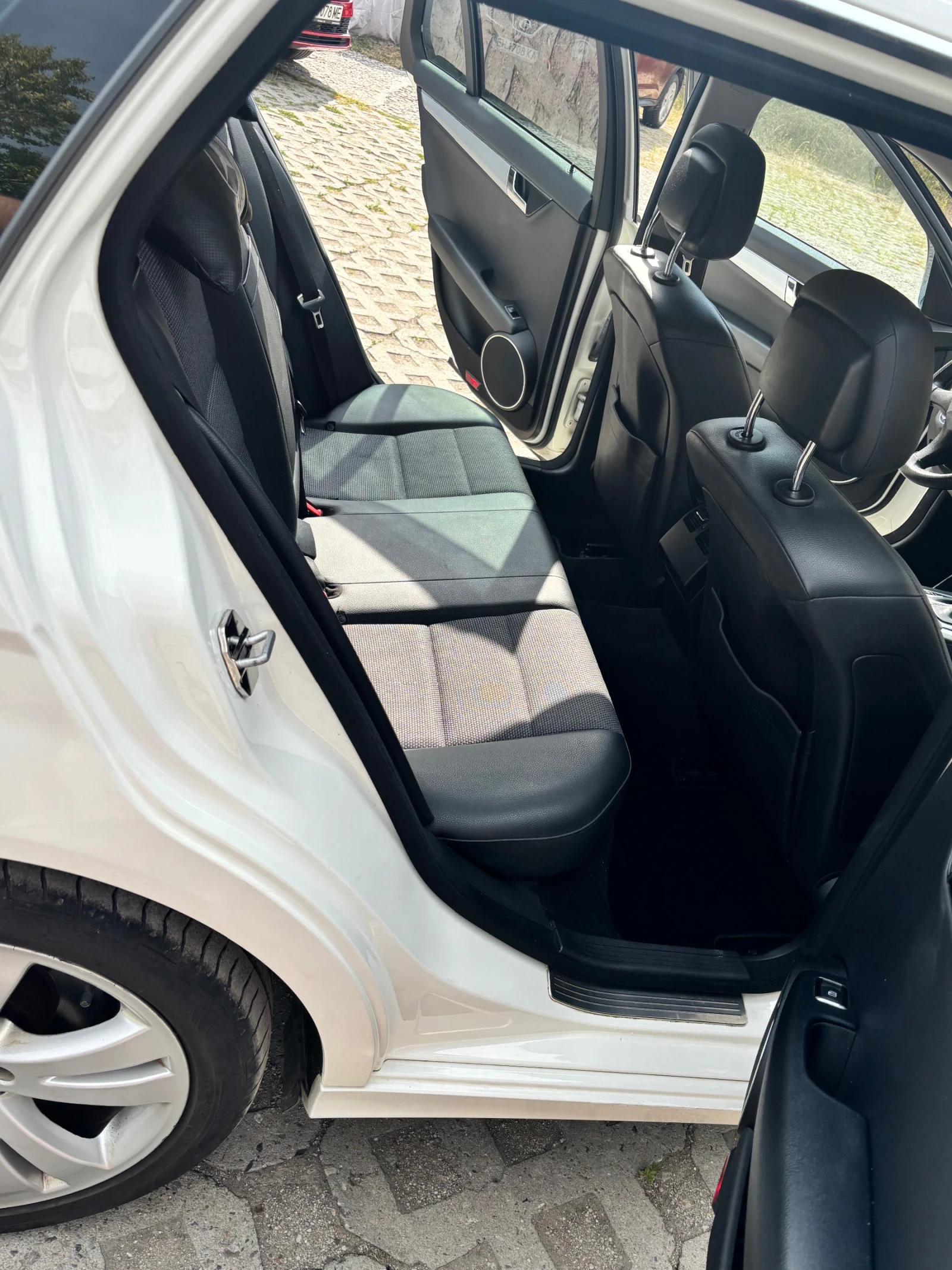 Mercedes-Benz C 180 1.8 kompresor , снимка 8 - Автомобили и джипове - 55598078