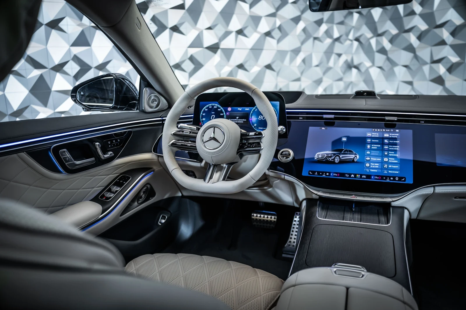 Mercedes-Benz S 450 d L 4M AMG* Pano* Burm* 360* ЛИЗИНГ, снимка 12 - Автомобили и джипове - 55740933