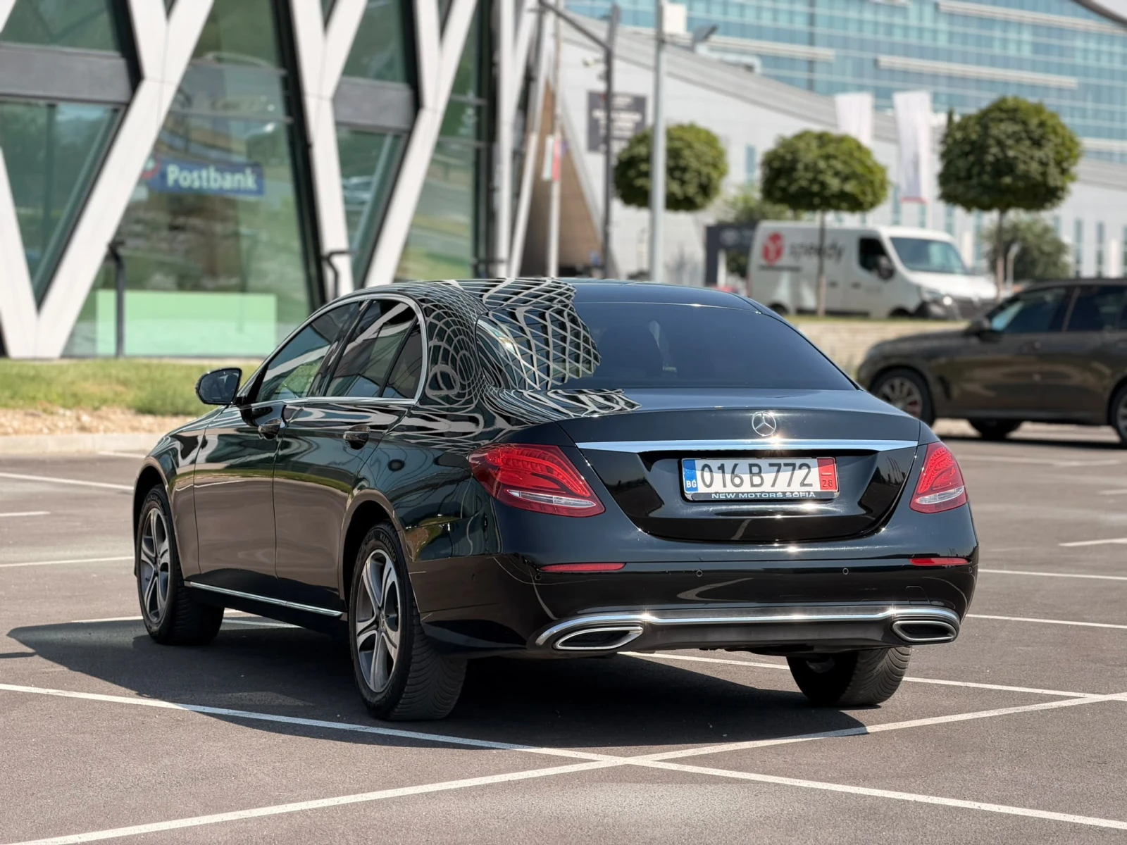 Mercedes-Benz E 220 Лизинг През Уникредит по 250 евро на месец, снимка 8 - Автомобили и джипове - 55748261