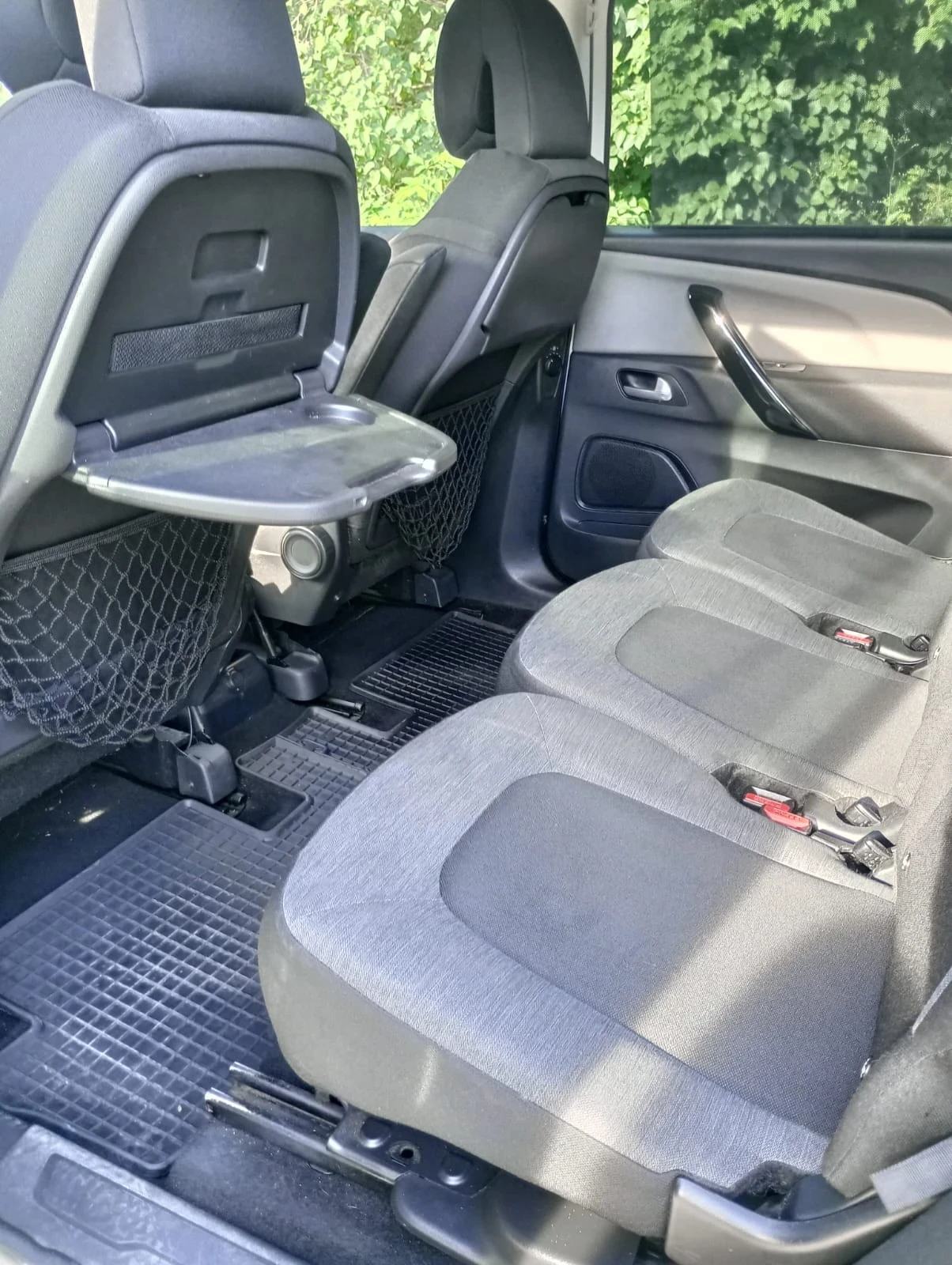 Citroen Grand C4 Picasso, снимка 8 - Автомобили и джипове - 55776731
