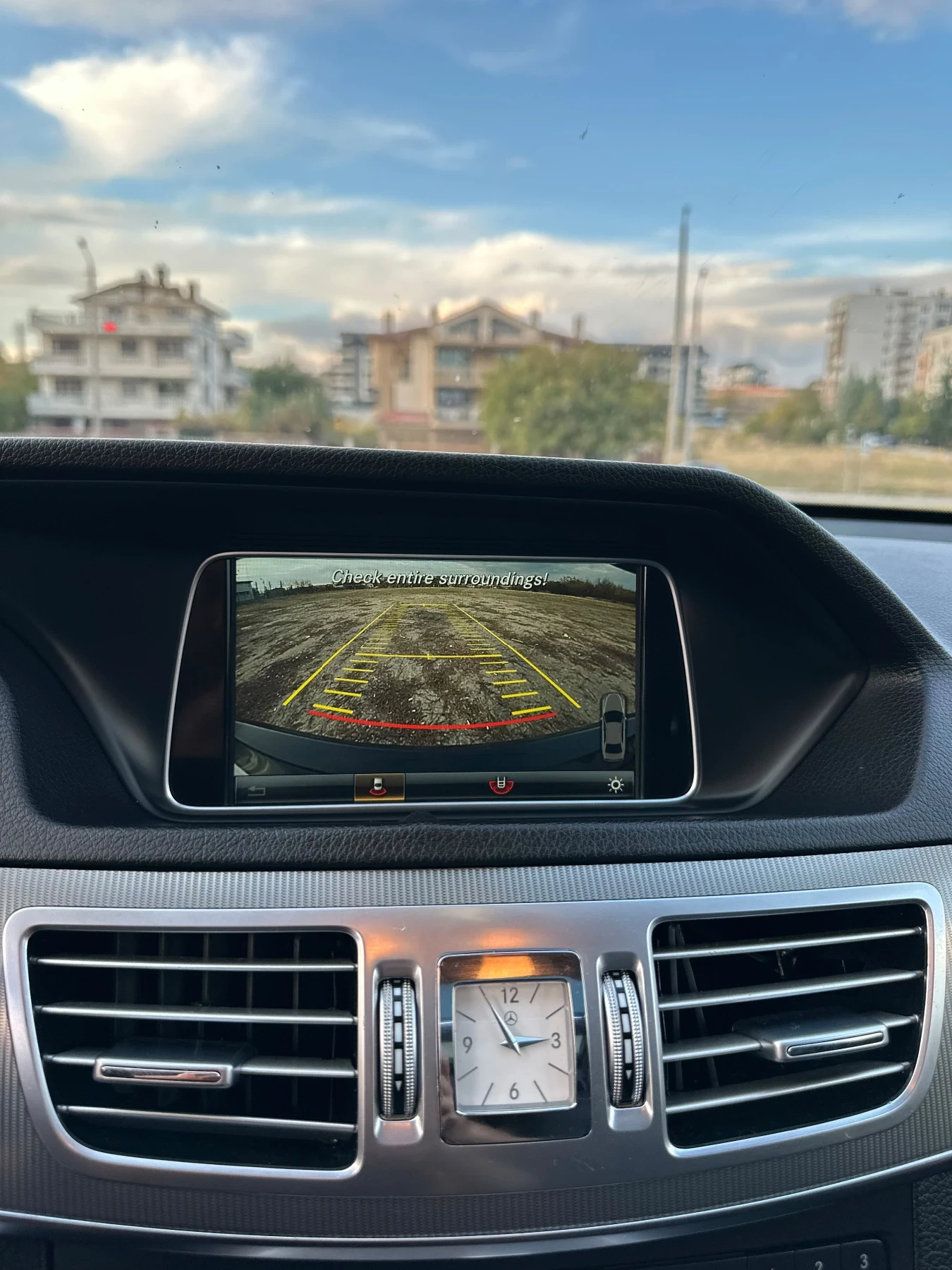 Mercedes-Benz E 220, снимка 11 - Автомобили и джипове - 56555826