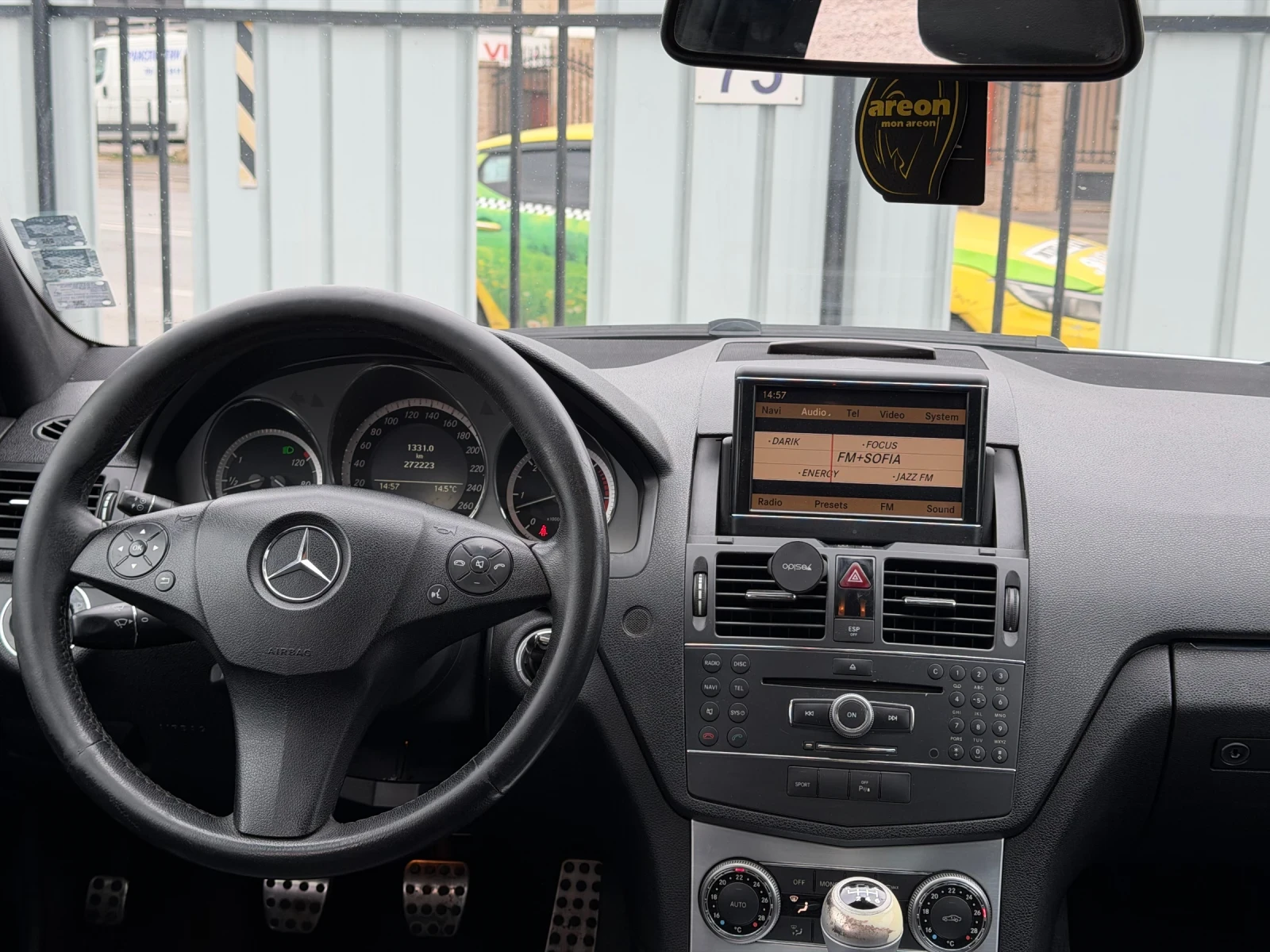 Mercedes-Benz C 320 CDI* AMG PACK* БАРТЕР/ЛИЗИНГ, снимка 8 - Автомобили и джипове - 56707915