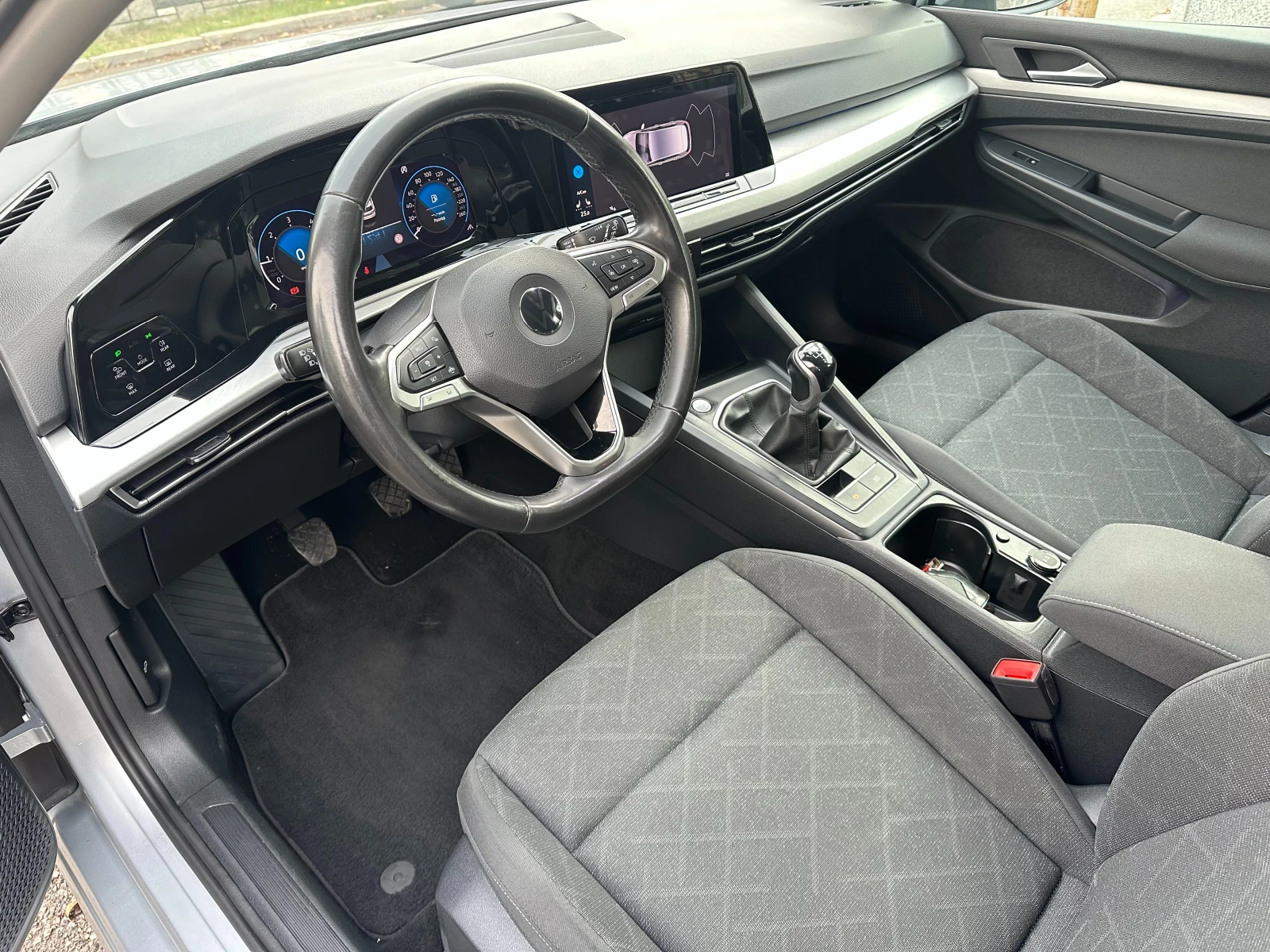 VW Golf 2.0TDi-115k.s-FULL LED IQ-NAVI-DIST-PDC-1stEDITION | Mobile.bg � ����������� 8