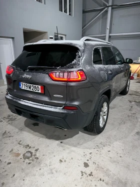 Jeep Cherokee 3.2 4х4 9AT - 15500 € / 30315.36 лв. - 72911008 6