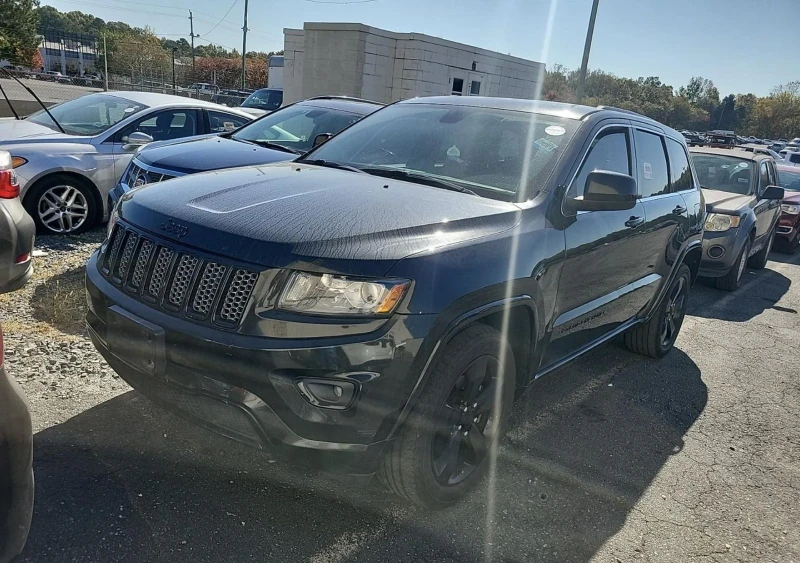 Jeep Grand cherokee ALTITUDE* EDITION* 1 СОБСТВЕНИК* ПЕРА* ПАНОРАМА* , снимка 1 - Автомобили и джипове - 47828287