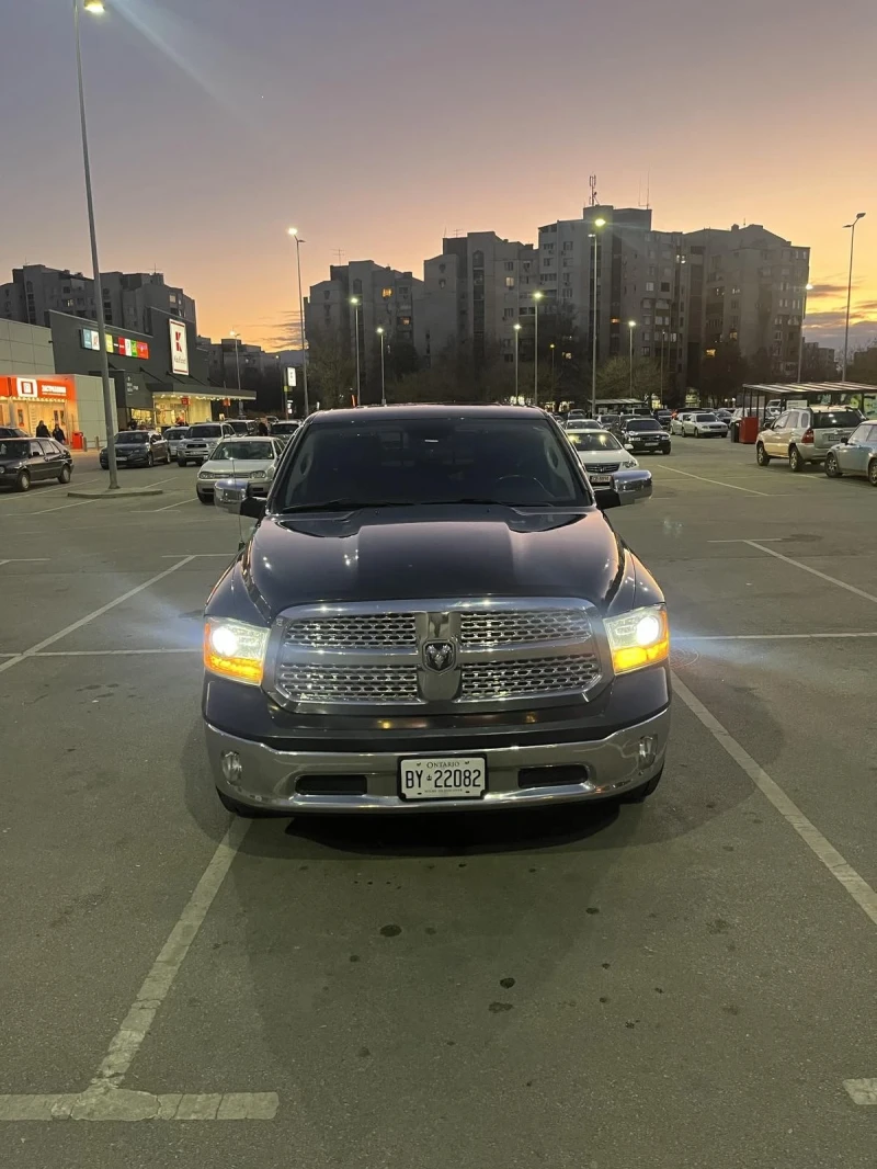 Dodge RAM 1500 Laramie , снимка 2 - Автомобили и джипове - 48133270