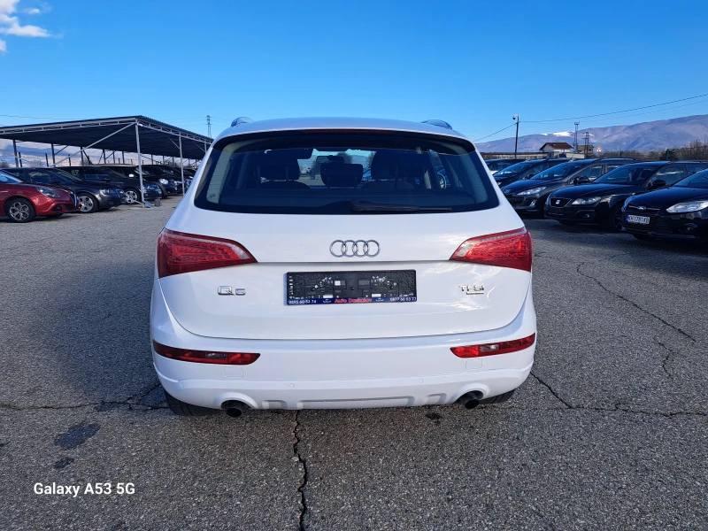 Audi Q5 2, 0 i, снимка 6 - Автомобили и джипове - 48602382