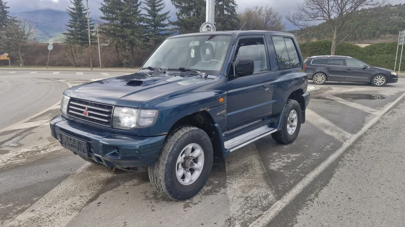 Mitsubishi Pajero 2.5  4X4 Климатик, снимка 1 - Автомобили и джипове - 49533241