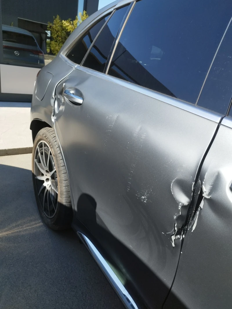 Mercedes-Benz EQC, снимка 9 - Автомобили и джипове - 50064952