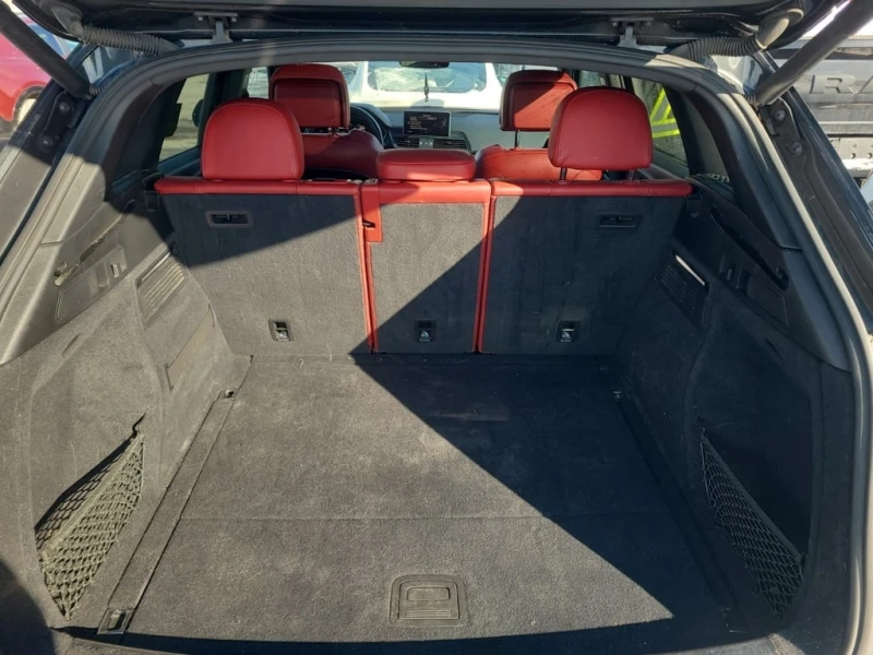 Audi SQ5 * Progressiv * CARFAX * ФИНАНСИРАНЕ, снимка 13 - Автомобили и джипове - 52744947