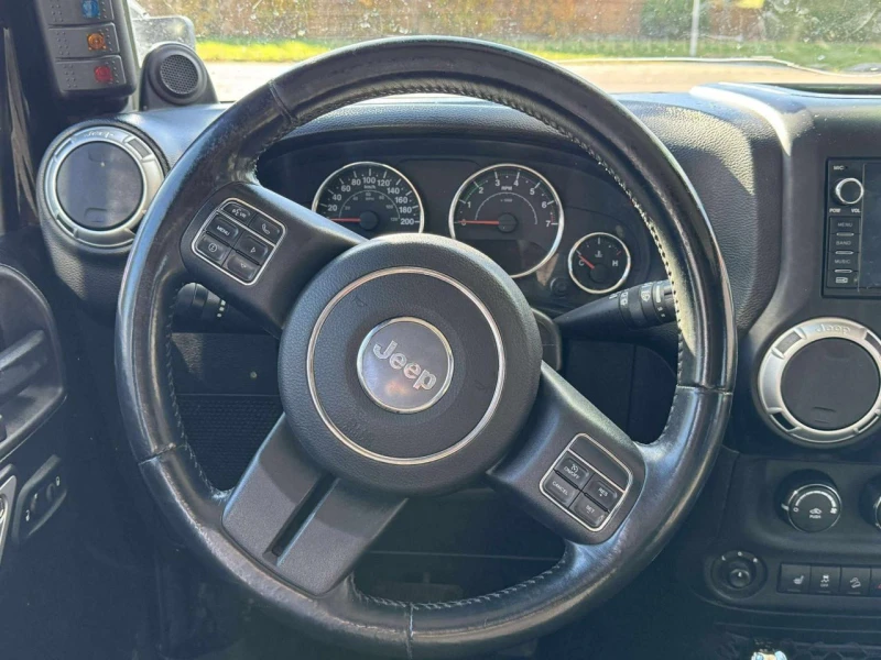 Jeep Wrangler SAHARA* ДЪЛГА БАЗА* 3.6 PENTASTAR, снимка 9 - Автомобили и джипове - 52815850