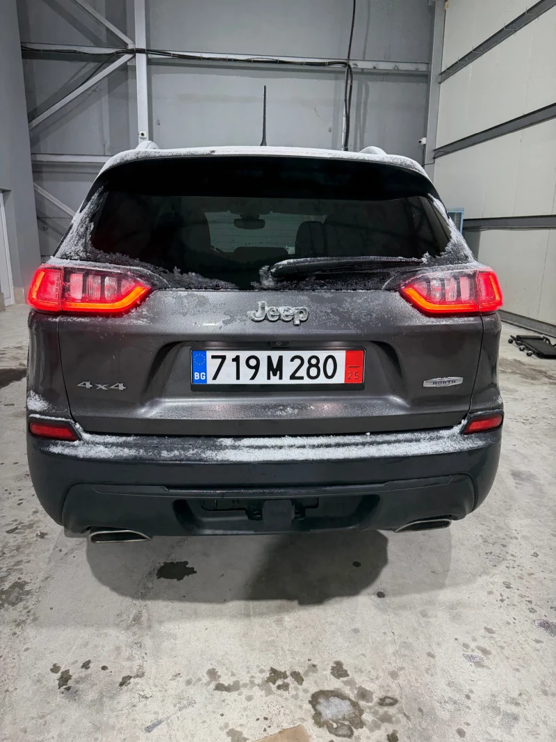Jeep Cherokee 3.2 4х4 9AT, снимка 5 - Автомобили и джипове - 53060683