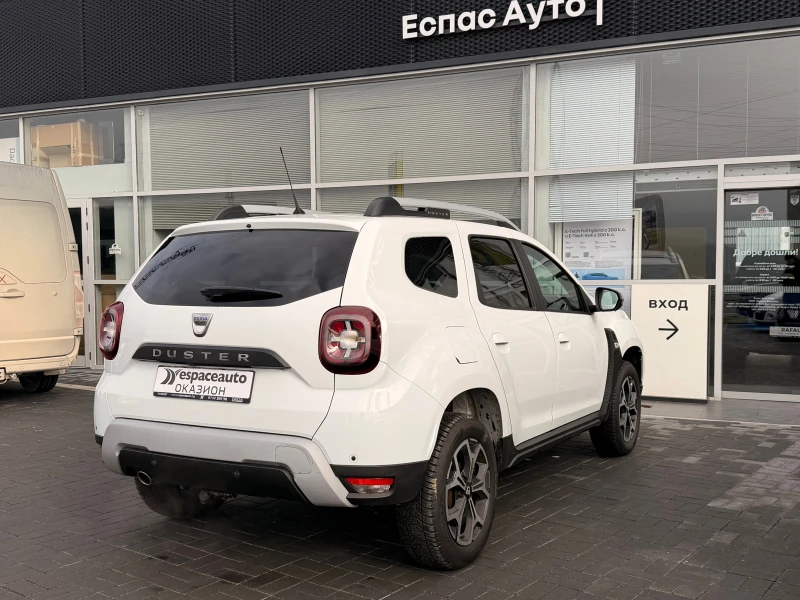 Dacia Duster 1.3 Tce/150 к.с. / 4x4 /Prestige, снимка 4 - Автомобили и джипове - 53231809