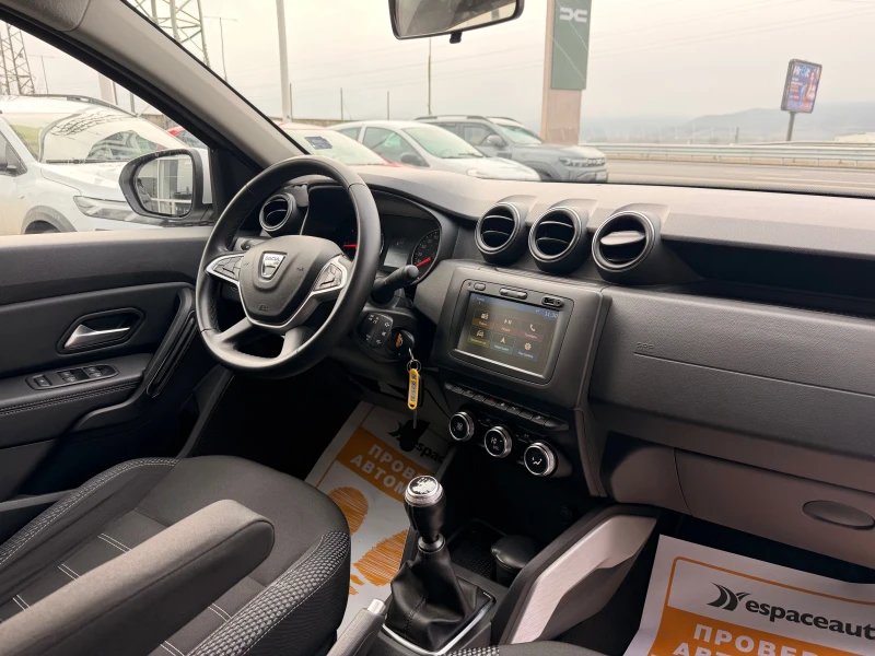 Dacia Duster 1.3 Tce/150 к.с. / 4x4 /Prestige, снимка 13 - Автомобили и джипове - 53231809