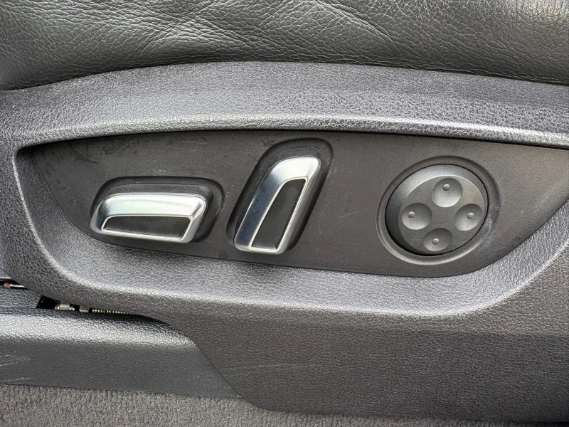 Audi Q7 3.0TDI FACELIFT* ЛИЗИНГ 100% ОДОБРЕНИЕ* БАРТЕР, снимка 11 - Автомобили и джипове - 53453972