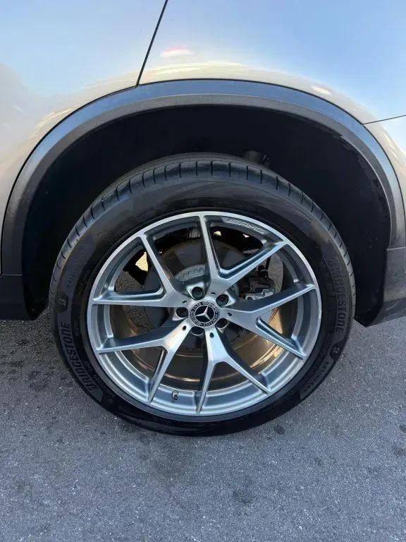 Mercedes-Benz GLC 300 AMG* 4matic* Памет* Дигитален кокпит, снимка 6 - Автомобили и джипове - 54441800