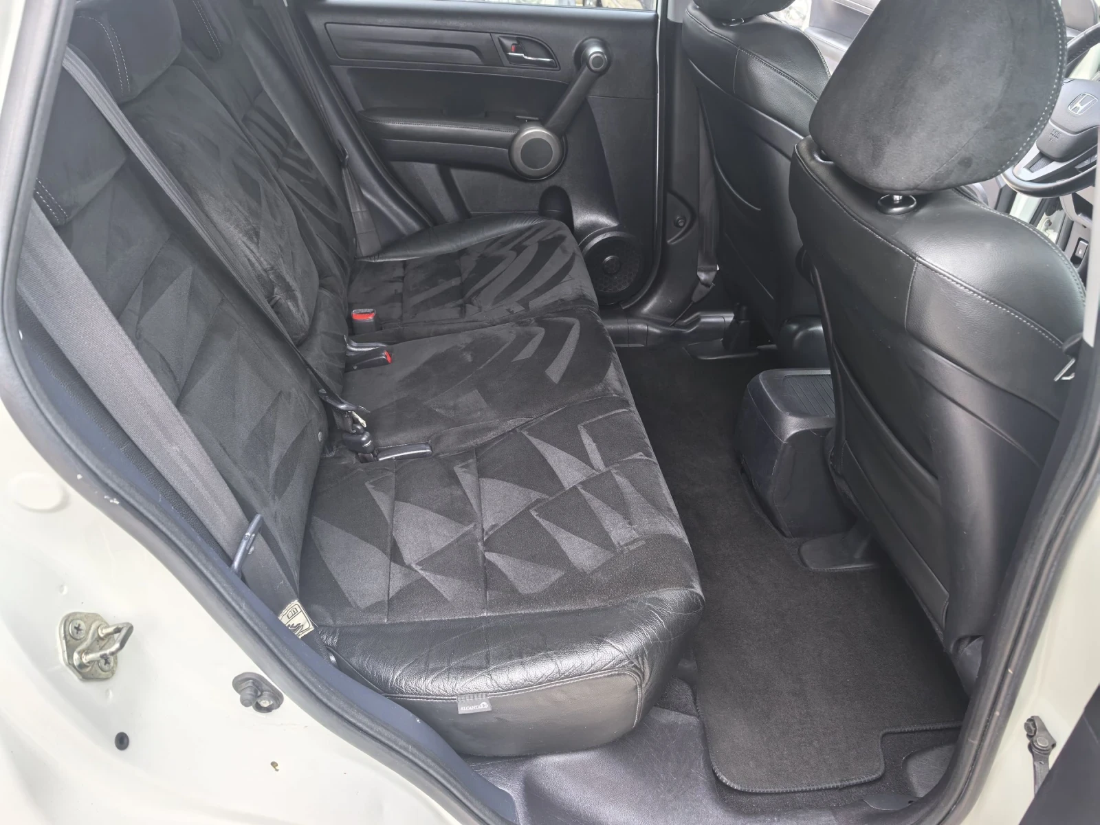 Honda Cr-v С-Историята Навигация Fecelift Алкантара  - изображение 9