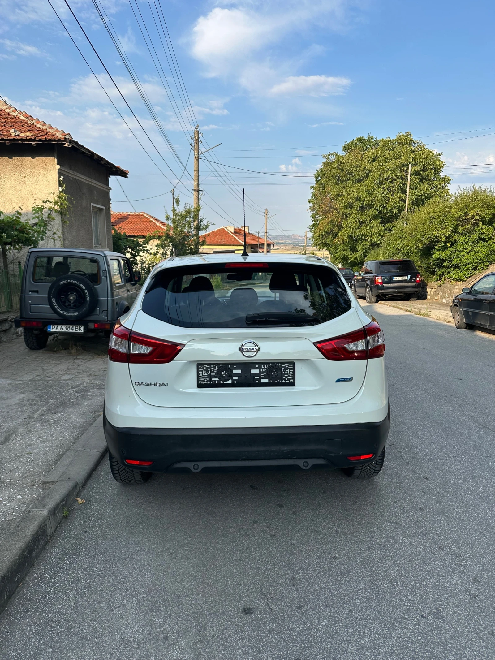 Nissan Qashqai 1.5DCI Бяла Перла * * * 131000* * * км - изображение 7