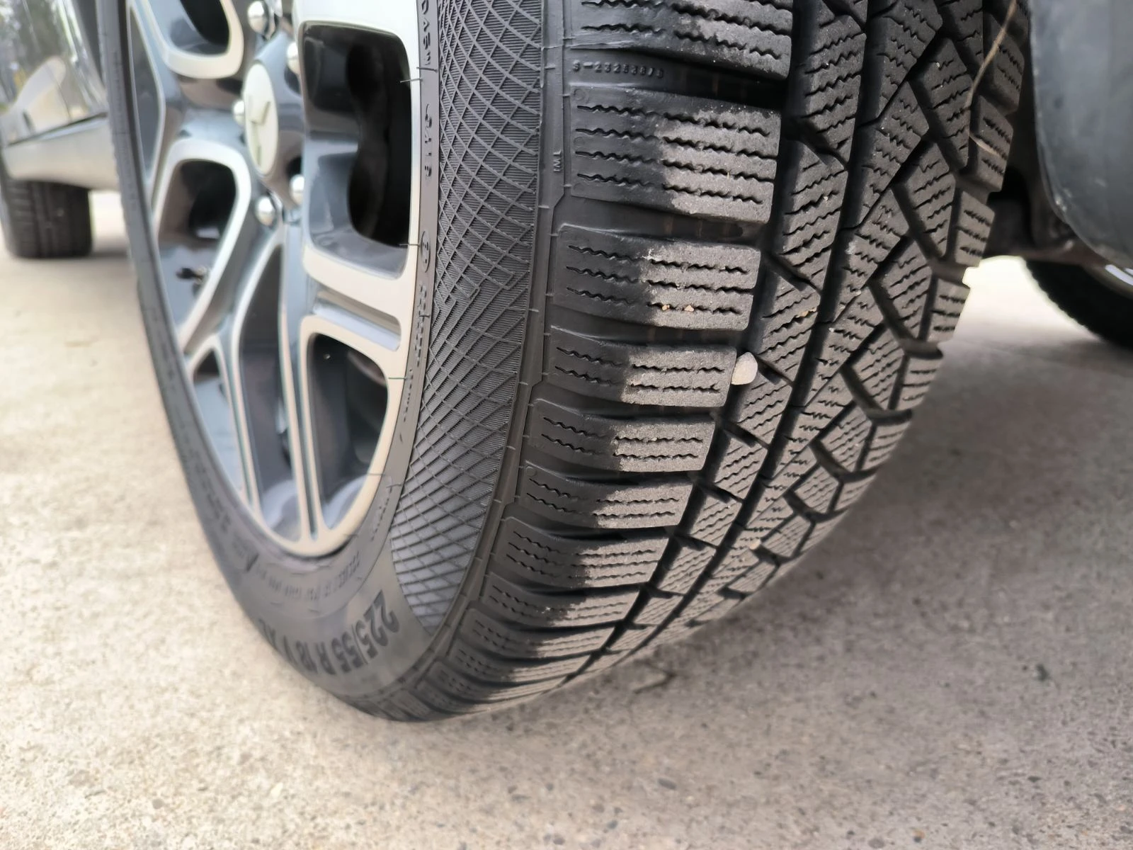 Mitsubishi Outlander 2.2d-AWD-7m-Navi-Kamera-Keyless - изображение 8