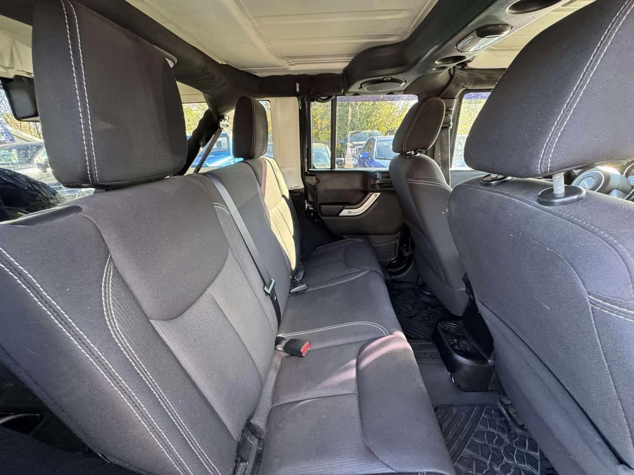 Jeep Wrangler SAHARA* ����� ����* 3.6 PENTASTAR | Mobile.bg � ����������� 16