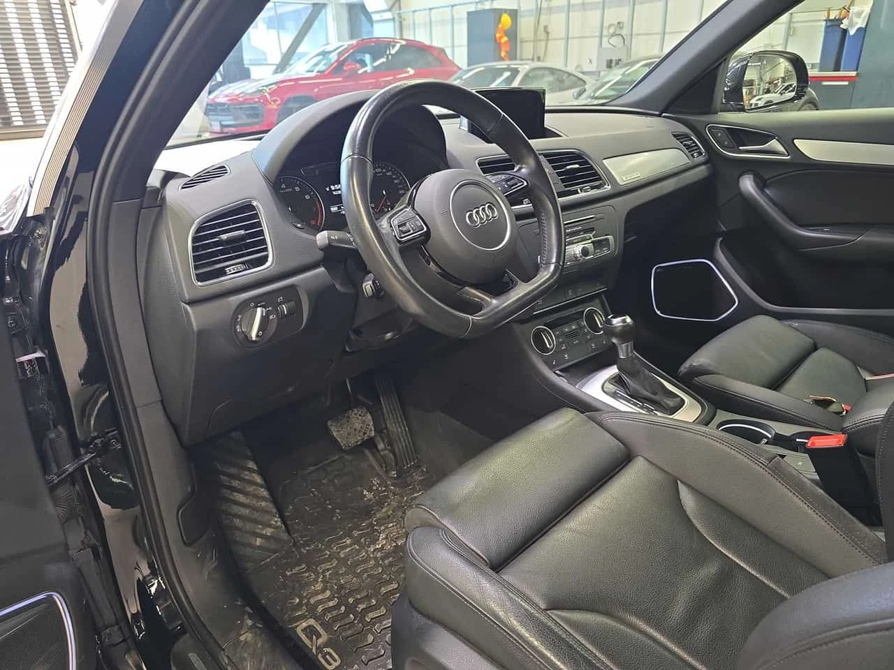 Audi Q3 * Technik * CARFAX * ЦЕНА ДО БГ - изображение 5