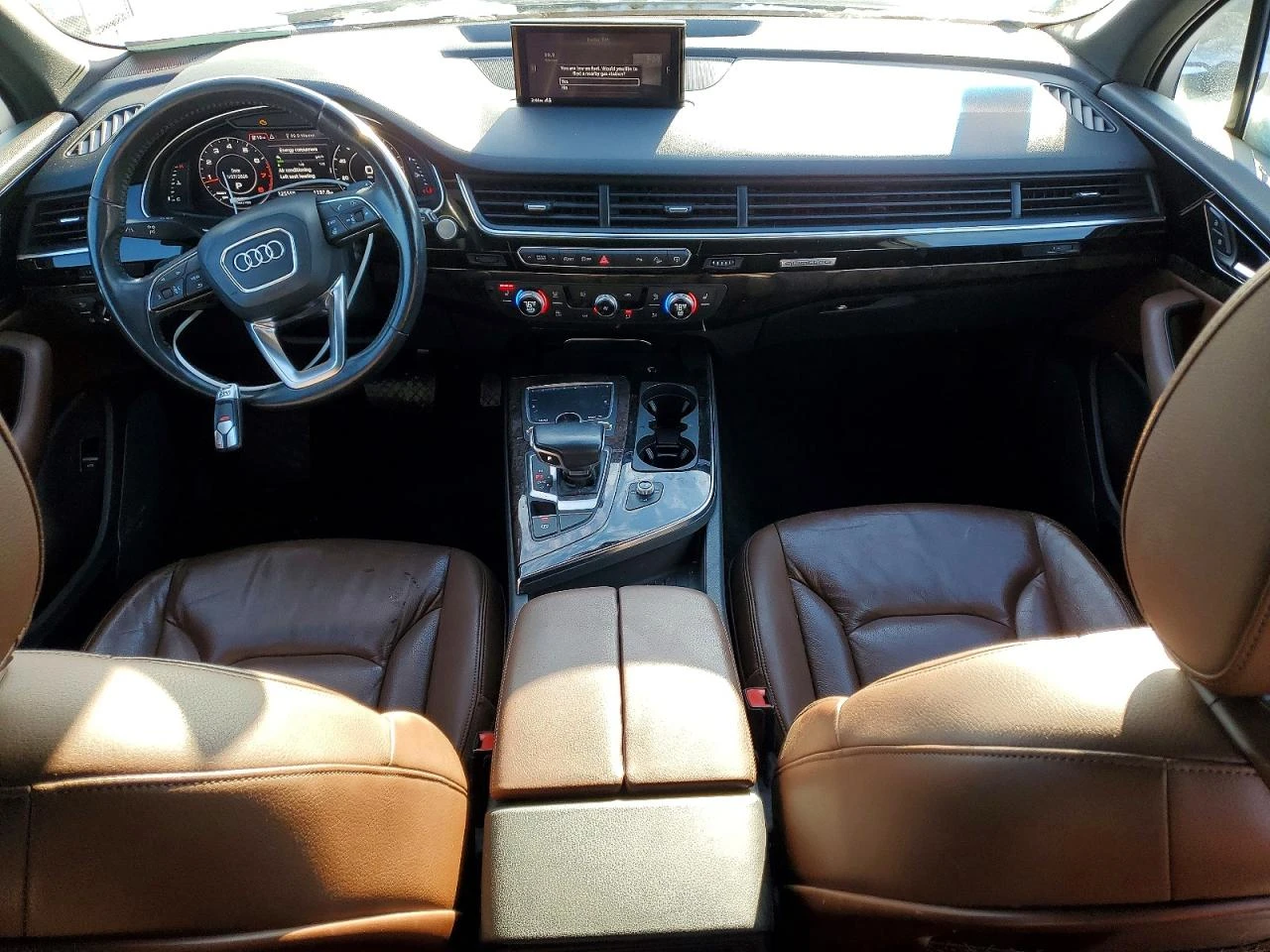 Audi Q7 3.0l Premium Plus, снимка 8 - Автомобили и джипове - 54430354