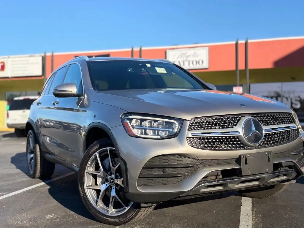 Mercedes-Benz GLC 300 AMG* 4matic* Памет* Дигитален кокпит