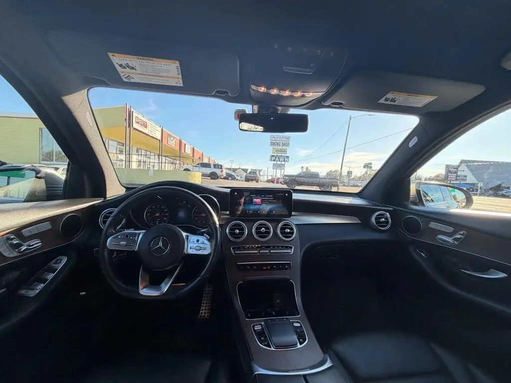 Mercedes-Benz GLC 300 AMG* 4matic* Памет* Дигитален кокпит, снимка 8 - Автомобили и джипове - 54441800