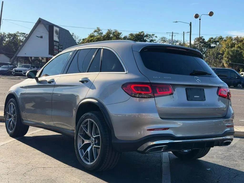 Mercedes-Benz GLC 300 AMG* 4matic* Памет* Дигитален кокпит, снимка 5 - Автомобили и джипове - 54441800