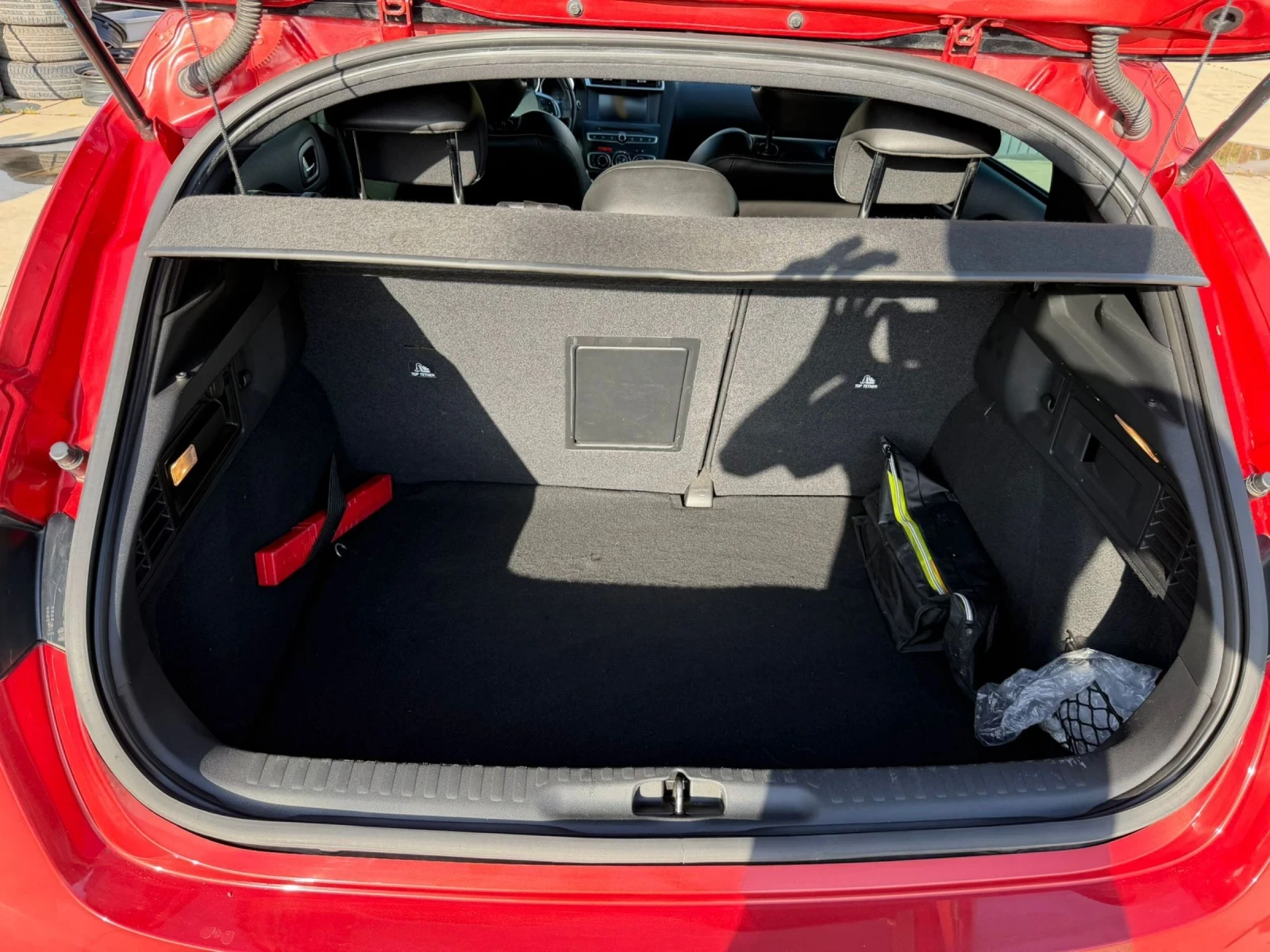 Citroen DS 4 Crossback 1.6 HDI - АВТОМАТИК , снимка 9 - Автомобили и джипове - 54511935