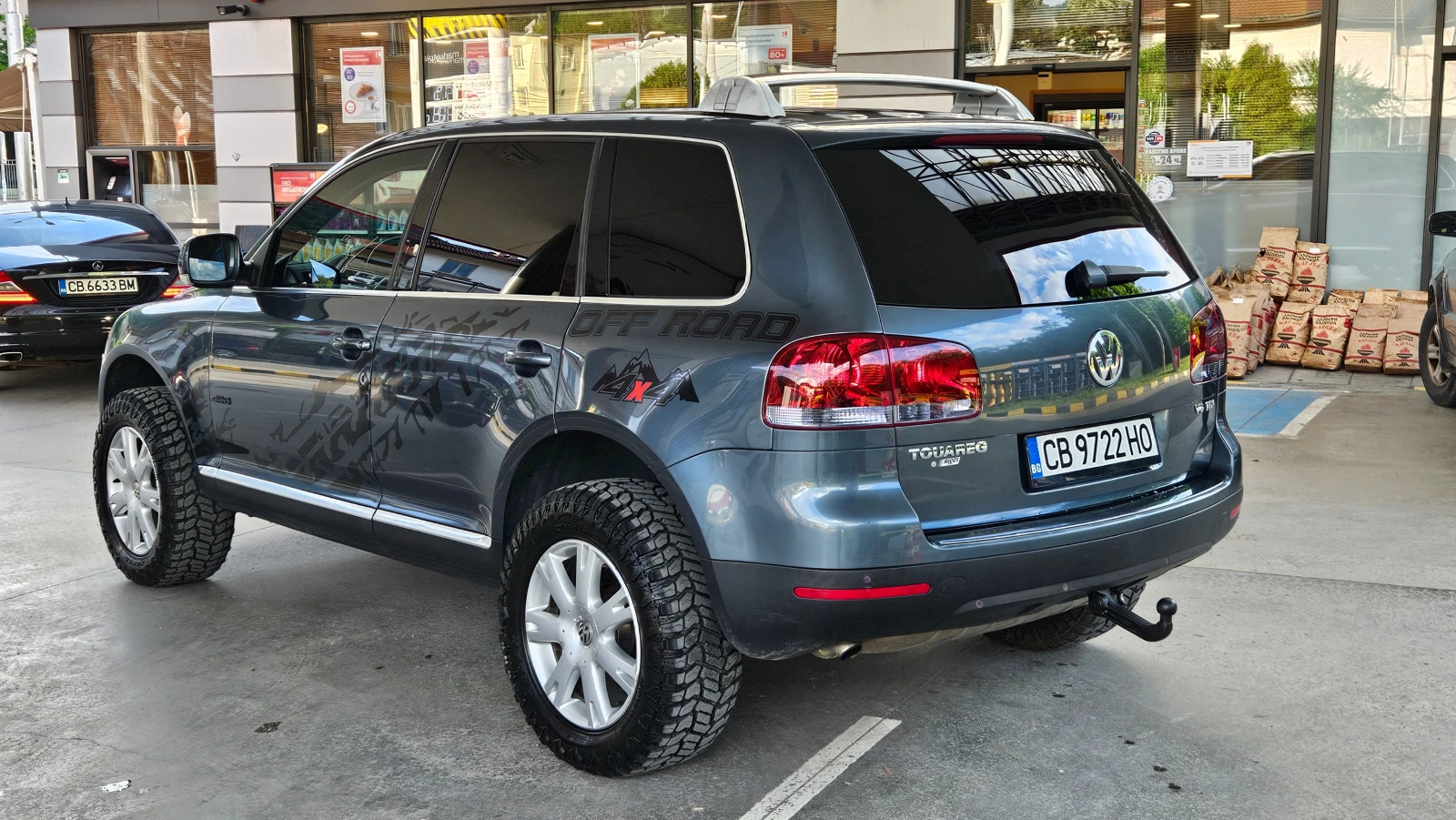 VW Touareg 3.0 Navig/Klimatronik/Avtomat/Два блокажа/Бавни , снимка 4 - Автомобили и джипове - 54807361