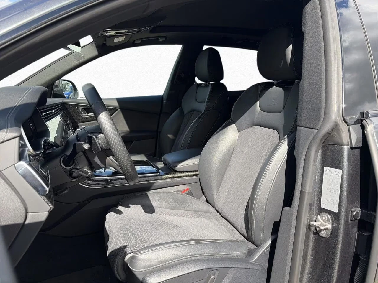 Audi Q8 50TDI/286HP/PANO/CAM/MEMO/B&O/HUD/522q | Mobile.bg � ����������� 6