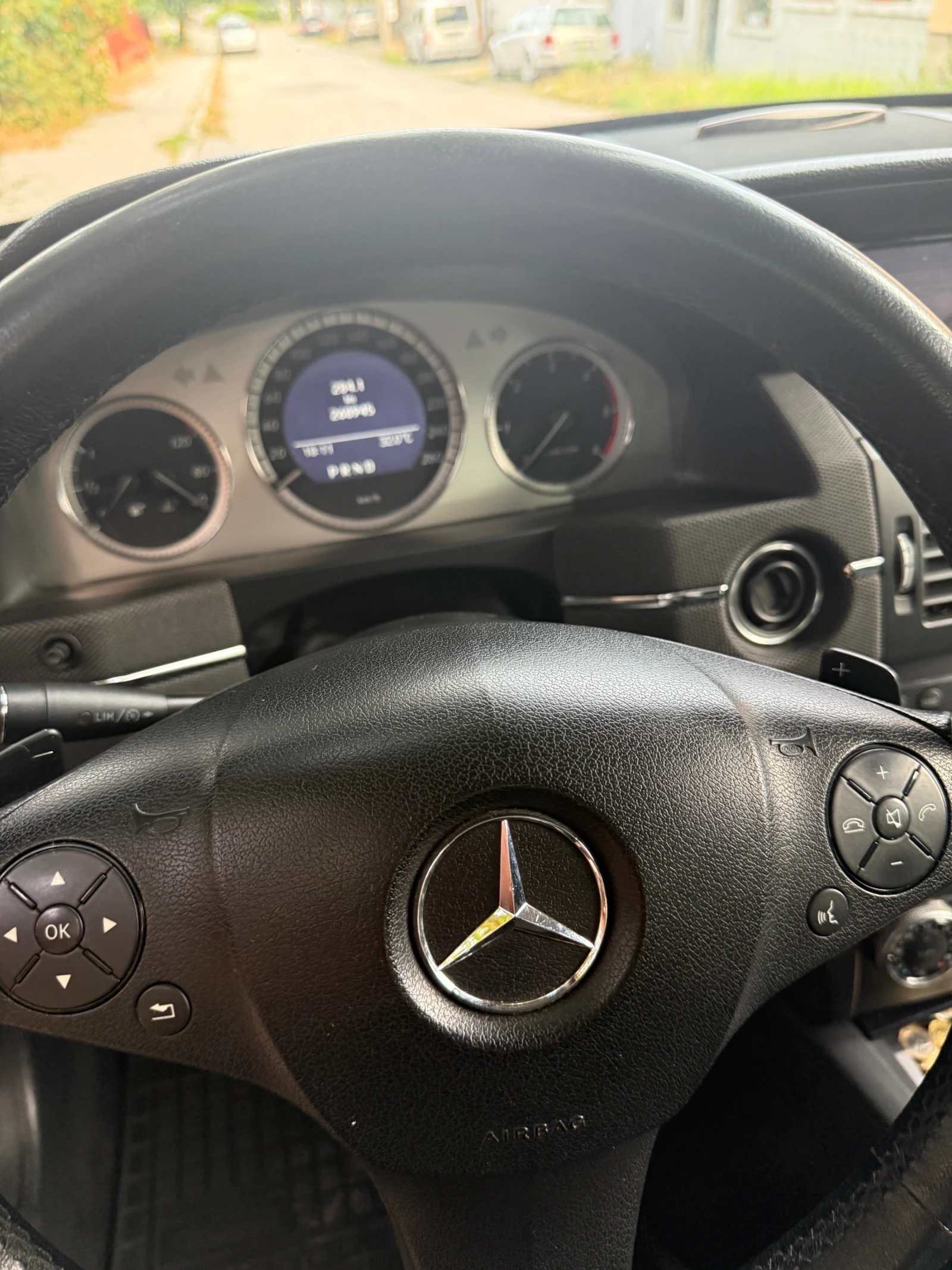 Mercedes-Benz GLK, снимка 5 - Автомобили и джипове - 55864469