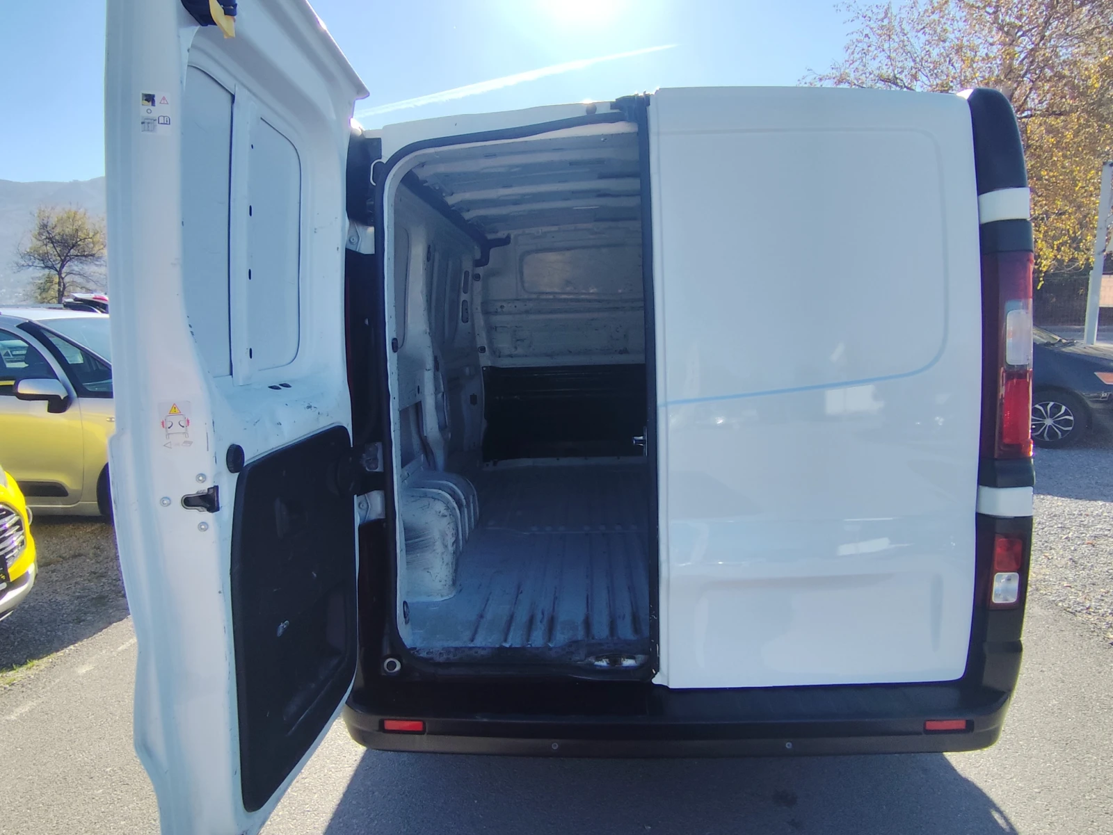 Renault Trafic 2.0DCI* EURO6D*   -* 100% | Mobile.bg   11