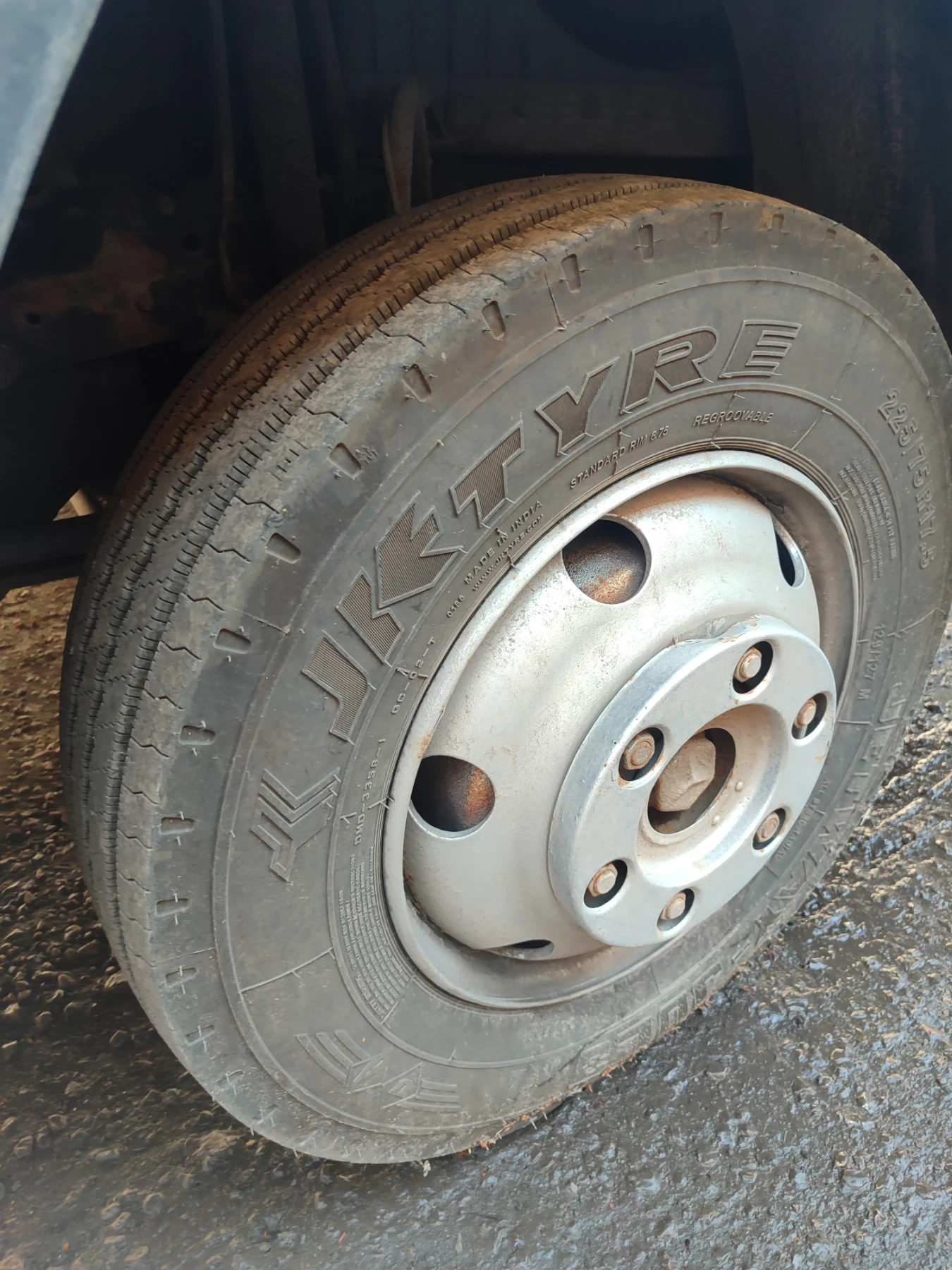 Mercedes-Benz 811, снимка 5 - Камиони - 55058596